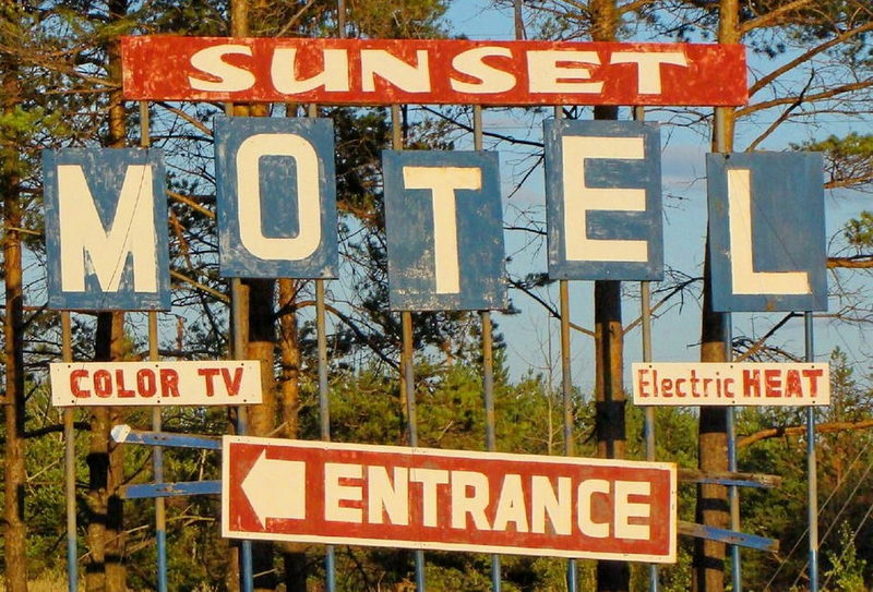 Sunset Motel - FROM ALAN ON FLICKR (newer photo)